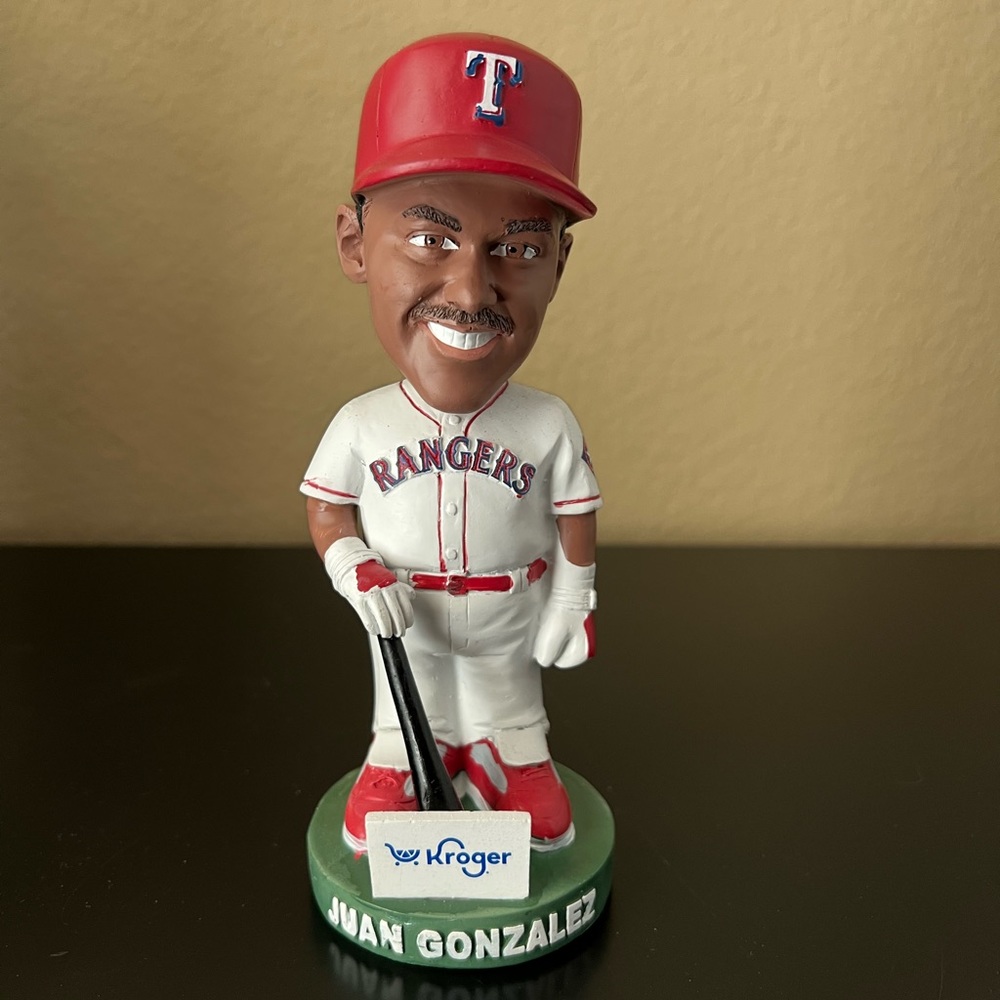 Texas Rangers Juan Gonzalez Bobble Head - Picture 1 of 9